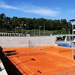 Open Village Sports & Club Hotel Guimarães