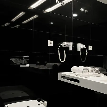 Open Village Sports & Club 4*