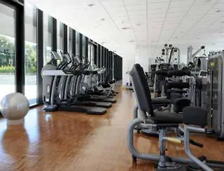 Open Village Sports & Club Γκιμαράες