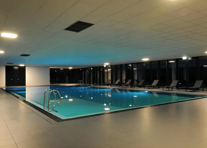 Open Village Sports & Club Guimarães